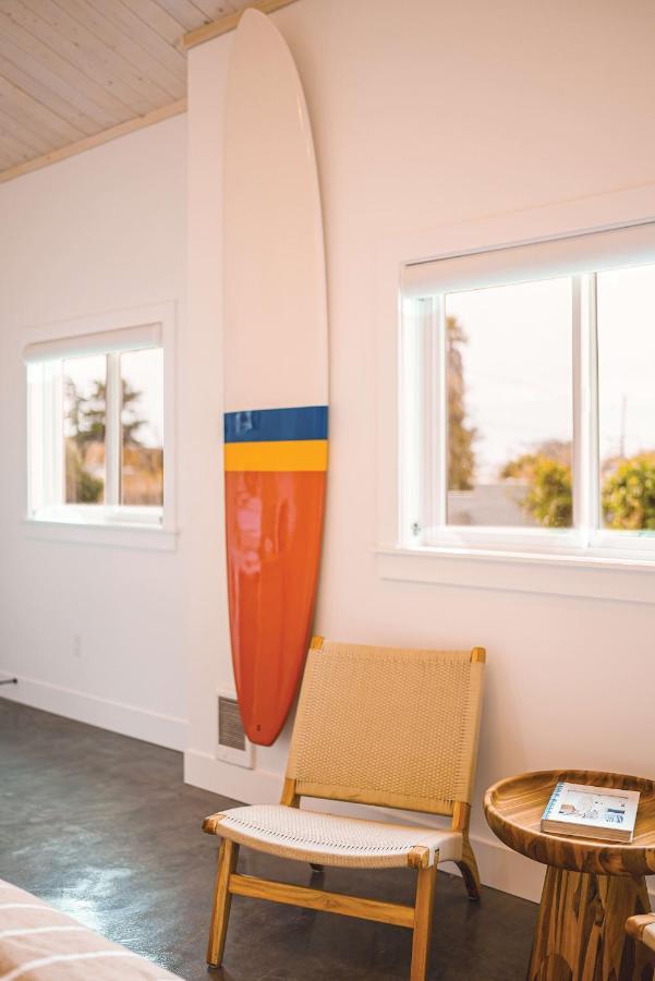 סטינסון ביץ' Funboard Room Includes King Bed And Mini Kitchenette מראה חיצוני תמונה