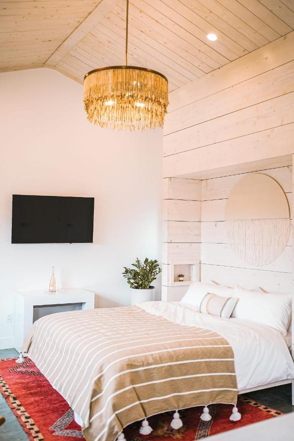 סטינסון ביץ' Funboard Room Includes King Bed And Mini Kitchenette מראה חיצוני תמונה